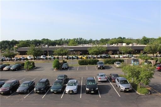Building Photo - 213 Peach St
