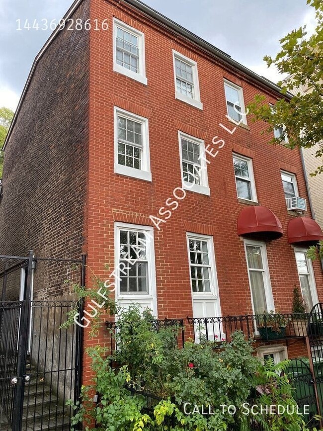Building Photo - 121 S Broadway
