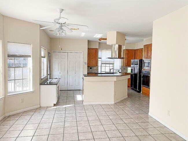 Building Photo - 14514 Hillside Hickory Ct
