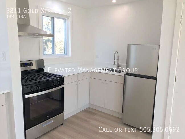 Foto del edificio - 3811 Gold St