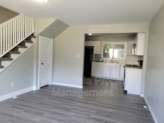 Foto del edificio - 200 Lewis St