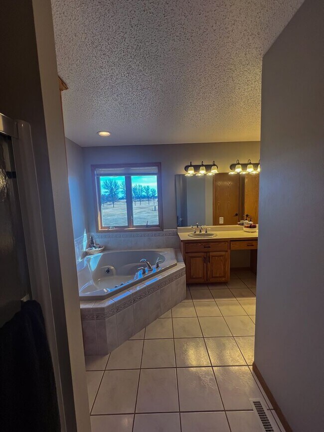 Foto del edificio - Single Family Home in Moorhead!