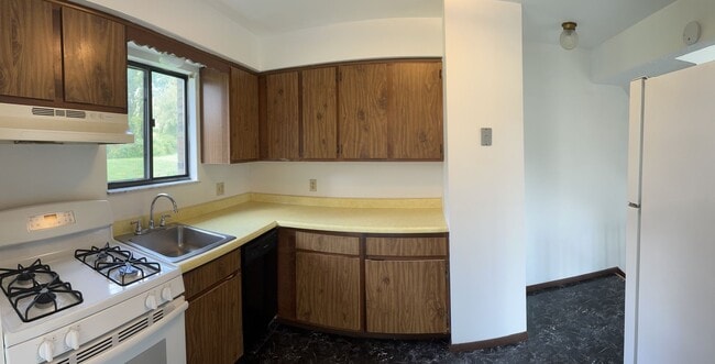 Photo - 2 Bedroom 1 Bathroom Townhouse in Shaler Area School District