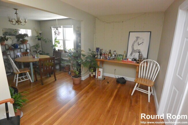 Foto del edificio - 271 Corey Rd