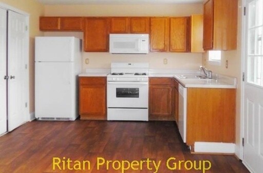 Building Photo - 2815 Abbot Ln
