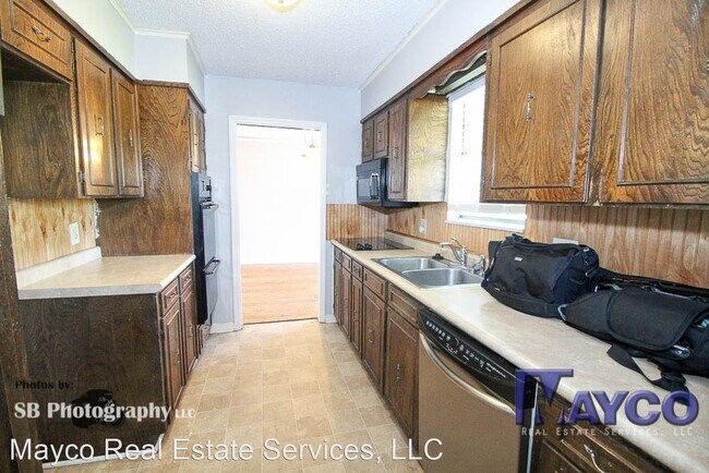 Building Photo - 3 br, 2 bath House - 9703 Chalet Drive