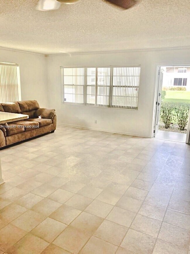 Foto del edificio - 316 Camden M