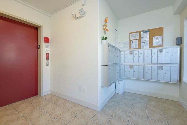 Interior Photo - RM Rosemont Apartments