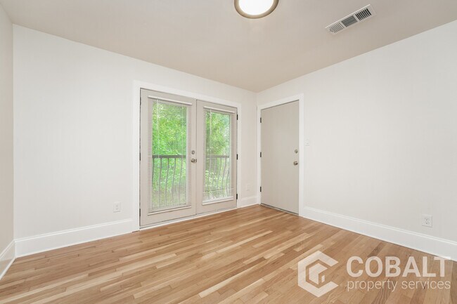 Foto del edificio - 755 St Charles Ave NE