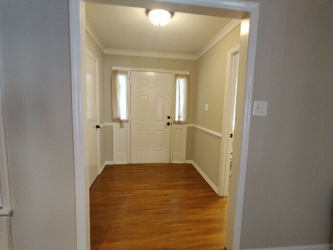 Foto del edificio - 3 Bedroom Home in Chestnut Lake