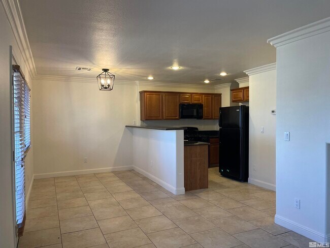 Building Photo - 5785 Camino Verde Dr