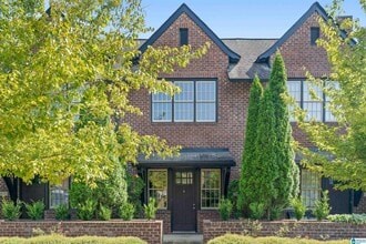 Building Photo - 302 Barristers Ct