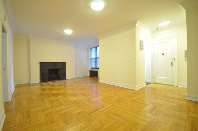 Primary Photo - 107 E 63rd St