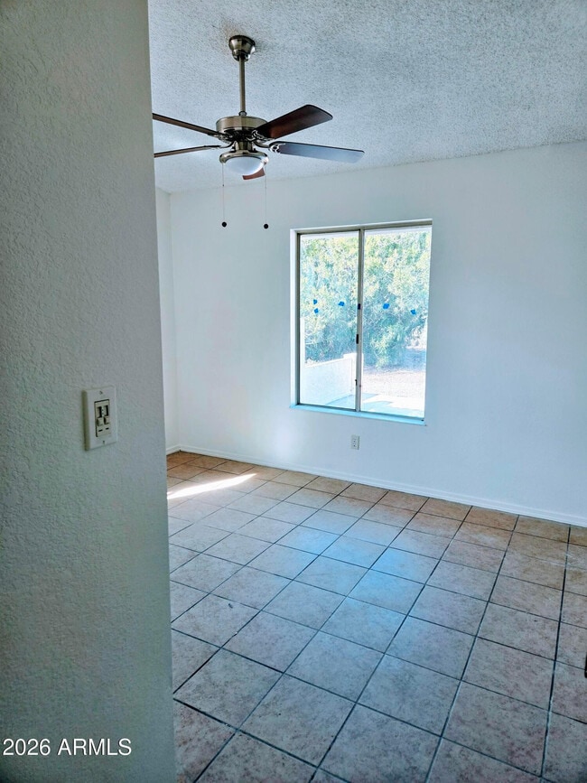 Building Photo - 3507 E Trevino Dr