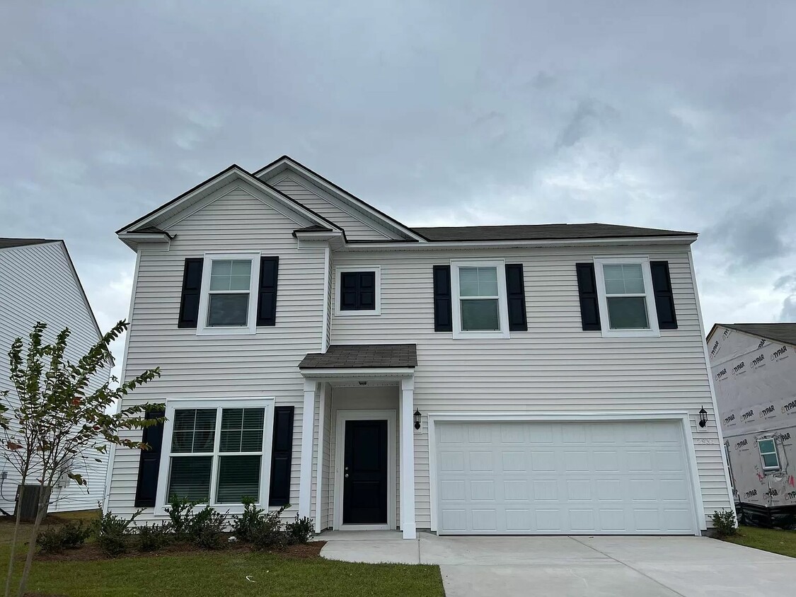 Primary Photo - 2934 Ellesmere Cir