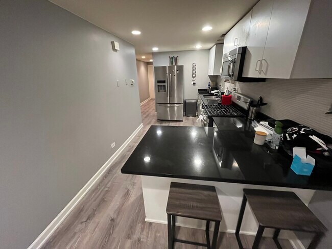 Foto del edificio - 1624 N Claremont Ave