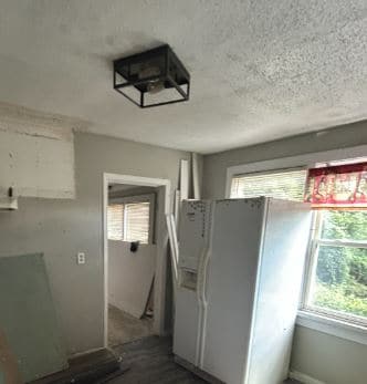 Building Photo - 7205 Calvin Ave