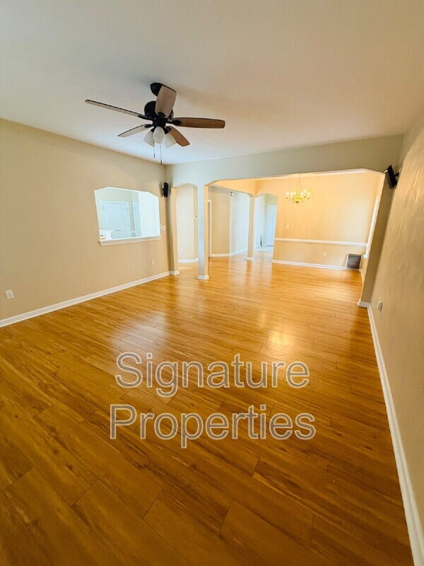 Foto del edificio - 712 Tallahassee Dr
