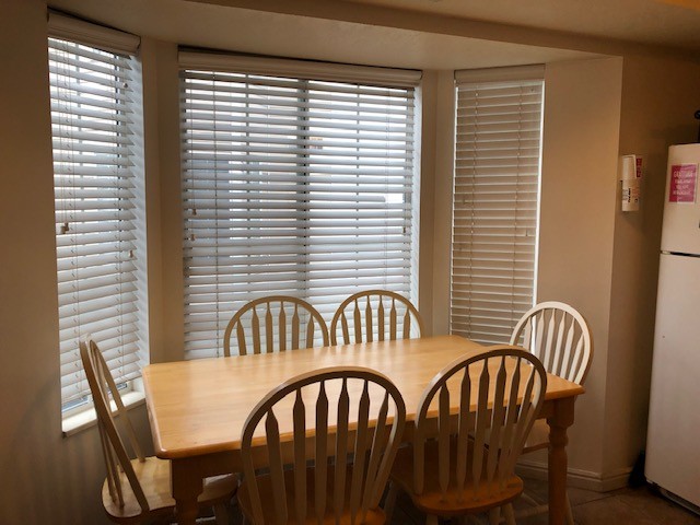 Dine Nook In Bay Window - 547 N 300 E