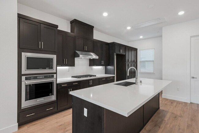 Foto del edificio - 302 Tea Tree Terrace