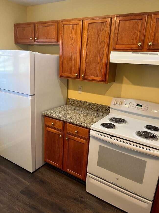 9310 Captiva Bay Dr Unit Nice Condo near Dayton Ma, Miamisburg, OH