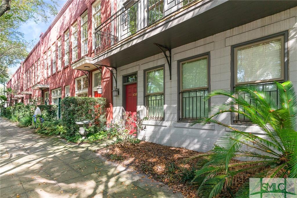 430 E Oglethorpe Ave, Savannah, GA 31401 Condo for Rent in Savannah