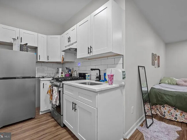 Foto del edificio - 400 Vernon Rd