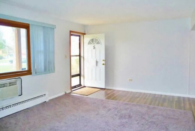 Building Photo - 239 Northway Park Rd