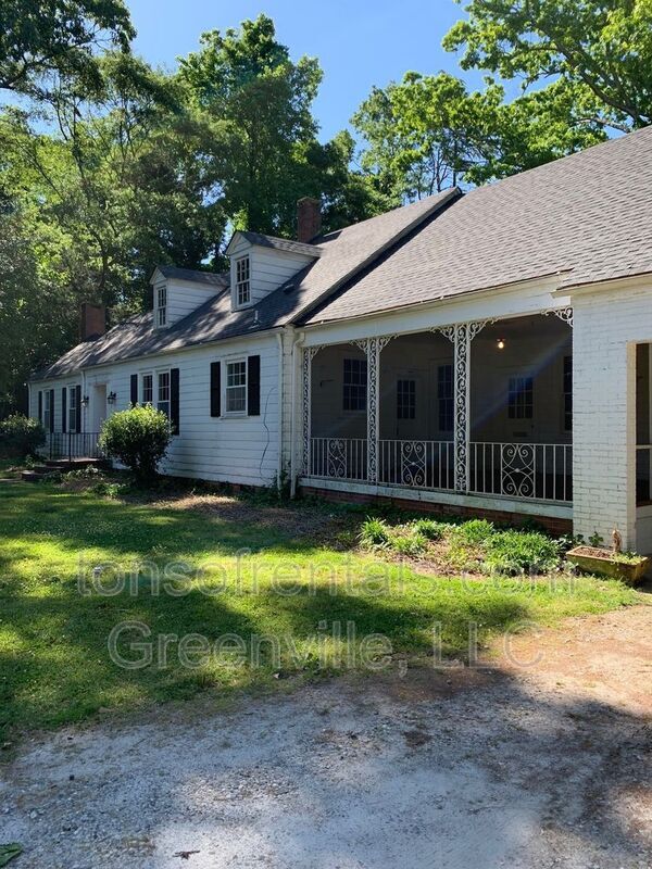 Building Photo - 8861 Warren H Abernathy Hwy