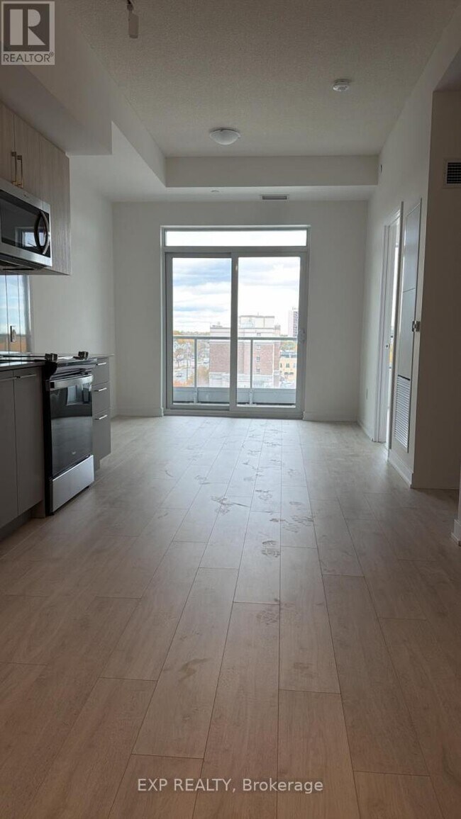 Photo du bâtiment - 500 Plains Rd E