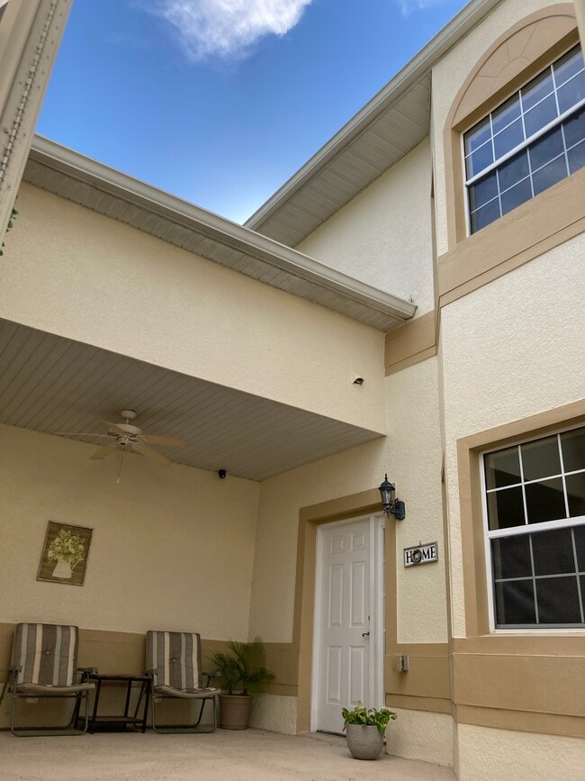 Building Photo - 13338 Fountainbleau Dr