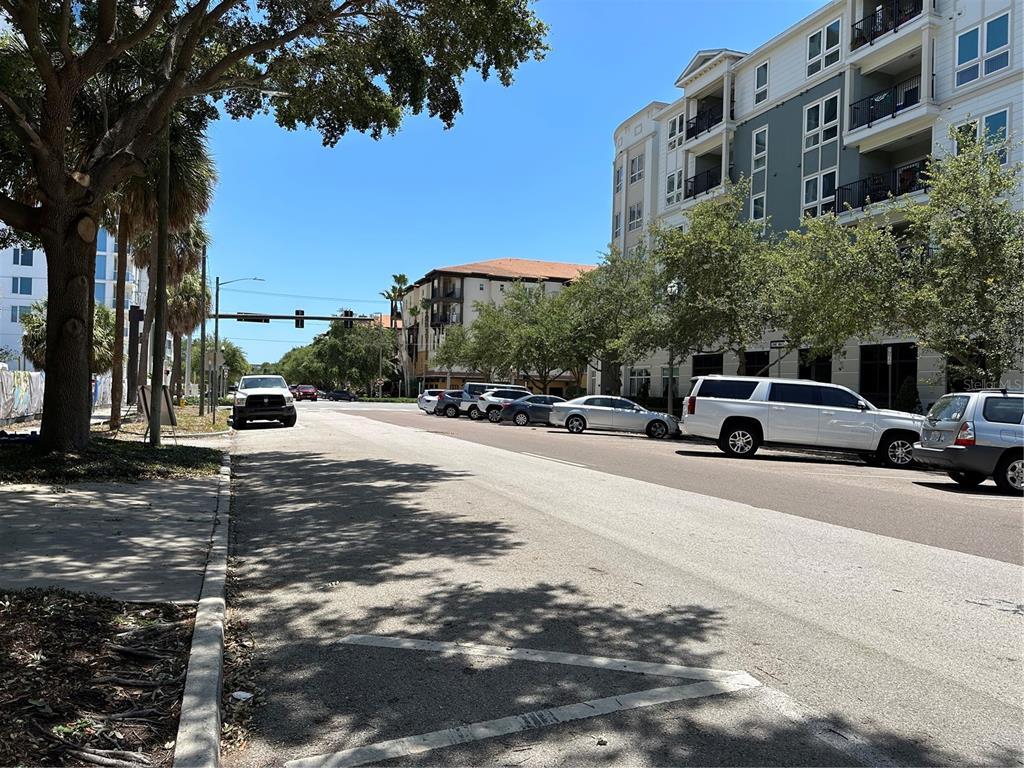 357 4th Ave S, Saint Petersburg, FL 33701 Townhome Rentals in Saint