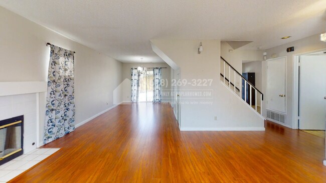 Building Photo - 405 Fieldstone Dr