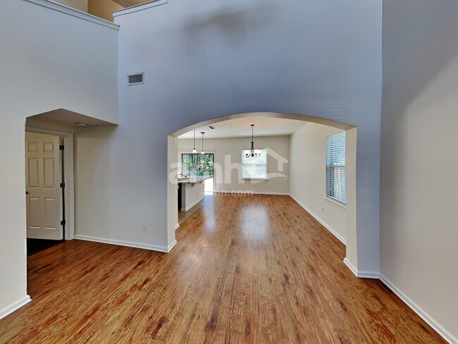 Foto del edificio - 231 Buck Run Way