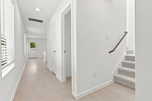 Foto del edificio - 17123 Saxophone Ln