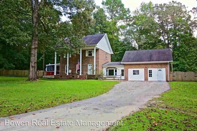 Primary Photo - 125 Monarch Ln