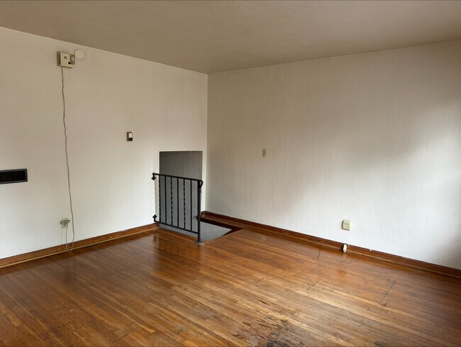 Foto del edificio - 3143 Grasmere Ave