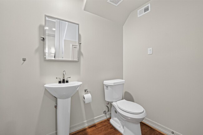 Building Photo - 3515 Durness Way
