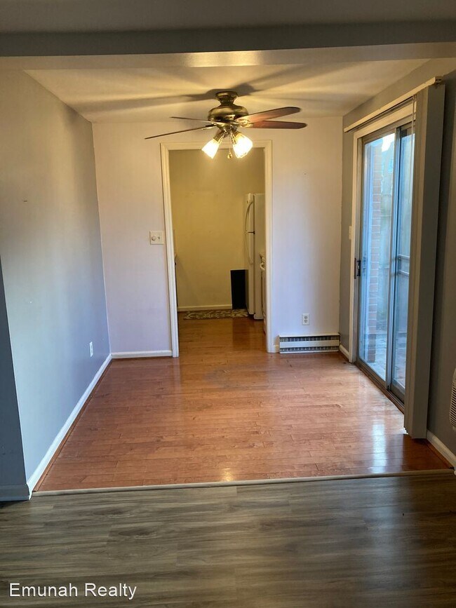 Building Photo - 2 br, 1 bath House - 5359 Dunmore Drive