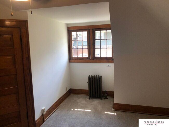 Building Photo - 2415 F St