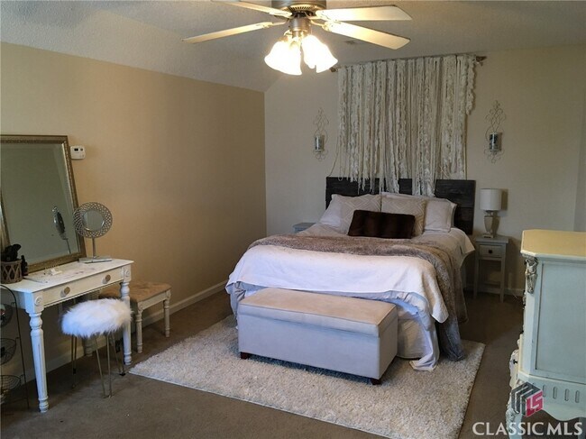 Foto del edificio - 461 Bridgewater Way