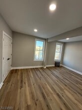 Building Photo - 254 Montclair Ave