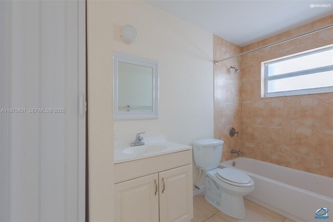 Foto del edificio - 9974 SW 88th St