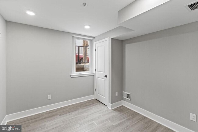 Foto del edificio - 2114 N 8th St