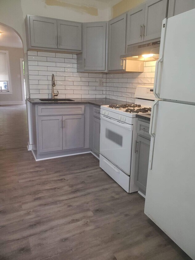 556 S 18 1/2 St, Reading, PA 19606 House Rental in Reading, PA