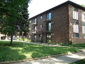 Building Photo - 1030 SOUTH DUNLOP