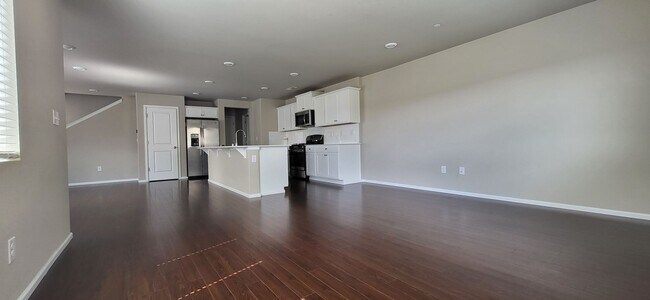 Foto del edificio - 3332 Hoffman Hill Blvd