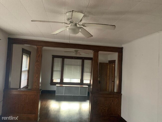 Foto del edificio - 2 br, 1 bath House - 710 spring st