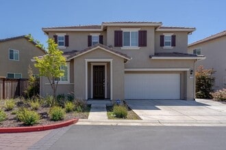 Building Photo - 1120 Lincolnshire Cir