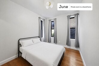 Building Photo - Room in Shared 4 bed/1.5 bath home in Hamilton Heights